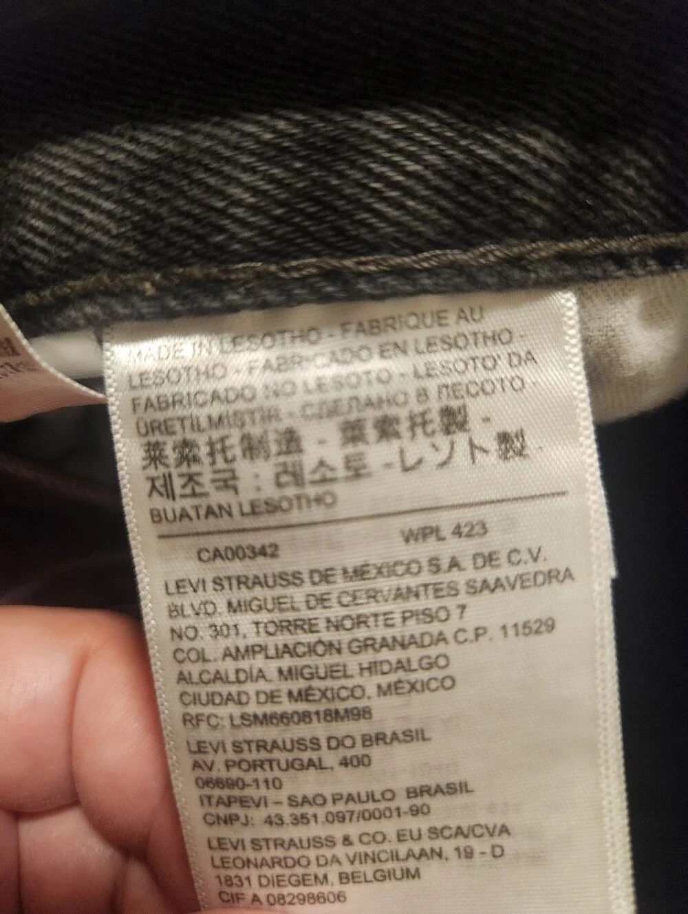 Levis Jeans Mens Size 40x32 Black Straight Leg
